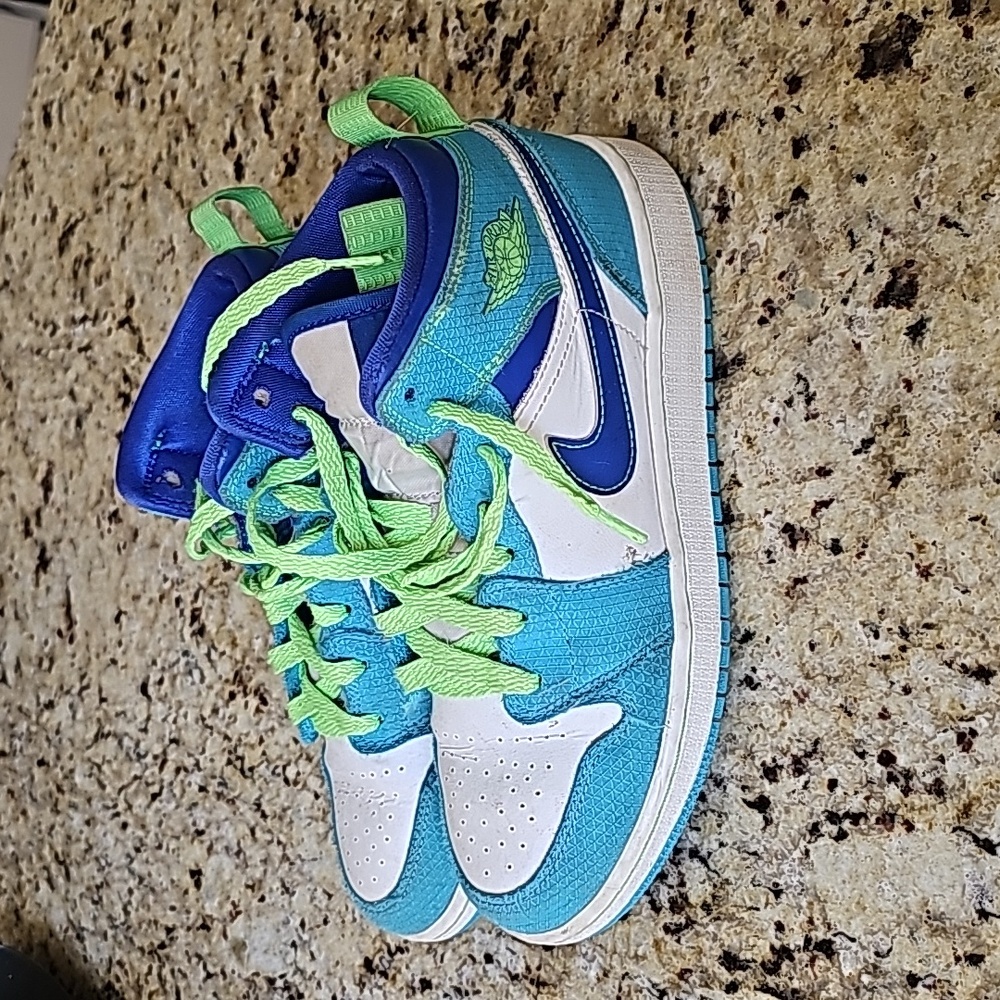Jordan 1 Mid SE GS - Sprite Blue - Big Kids Size 4Y